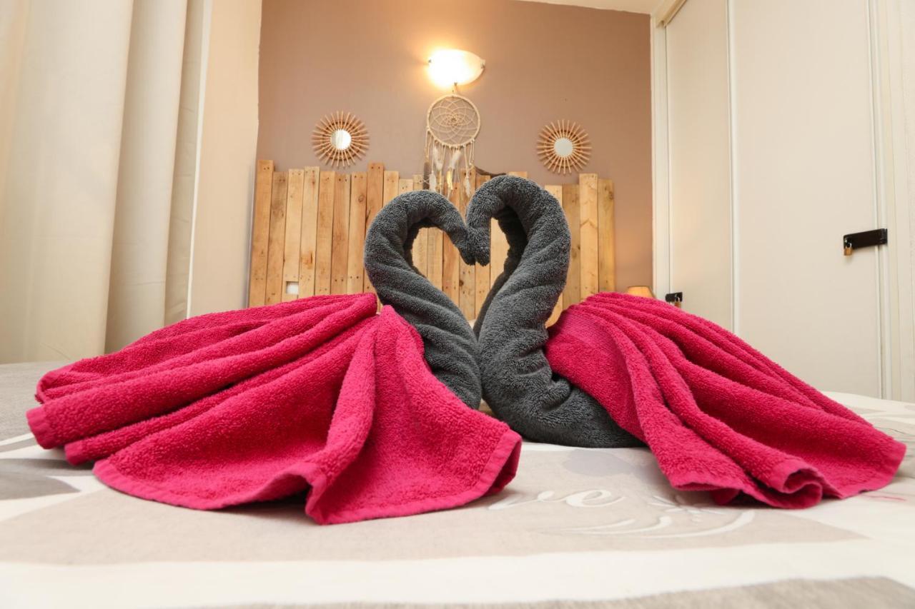 Les Bulles Medievales - Appartement Dedie Au Bien Etre Avec Spa - Netflix Et Wifi - Climatisation Carcassonne Luaran gambar